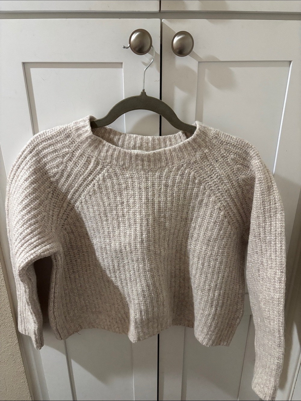 Everlane Cream Ribbed Knit Sweater